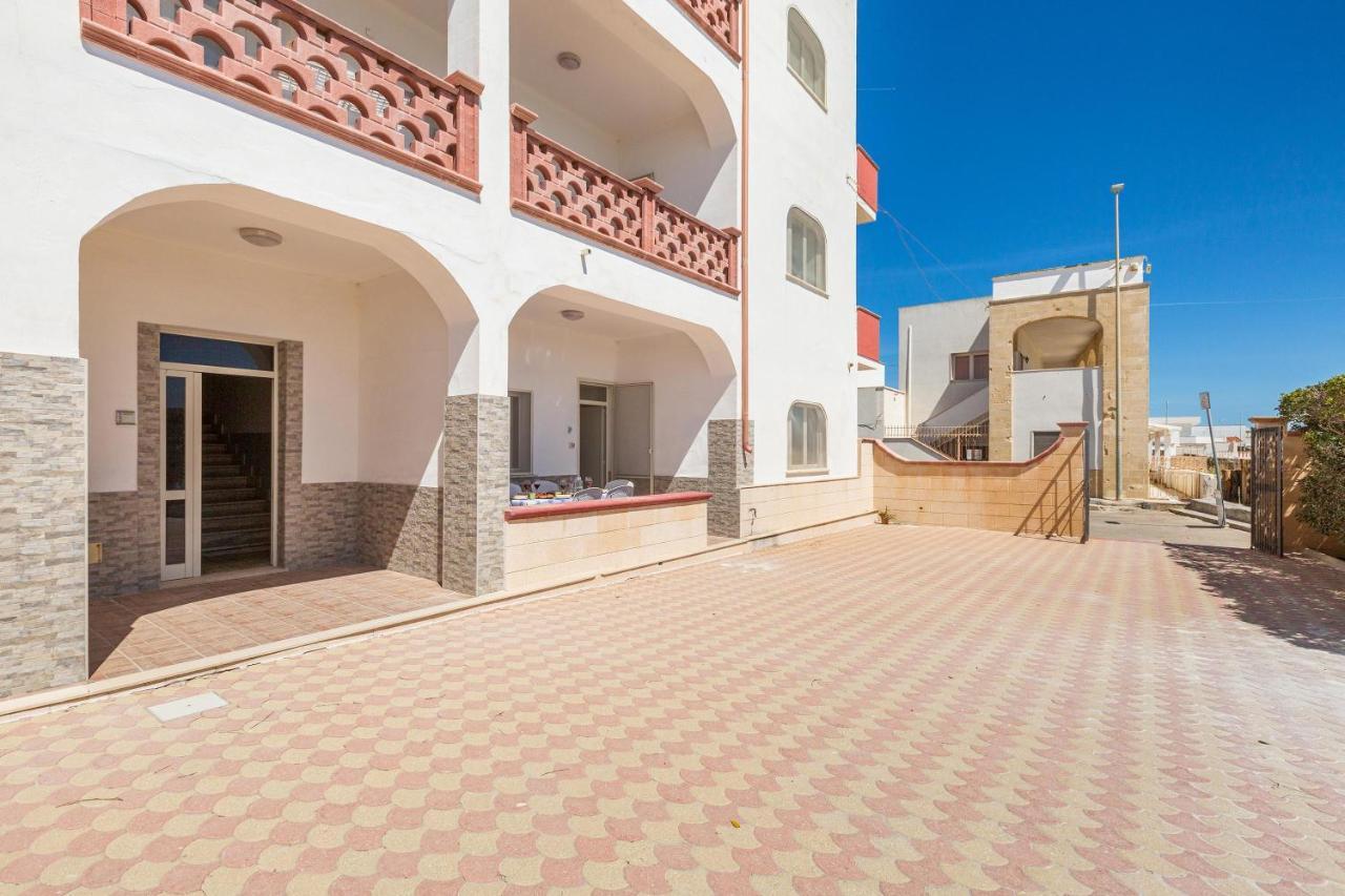 Residence Bellavista Torre Lapillo Kültér fotó